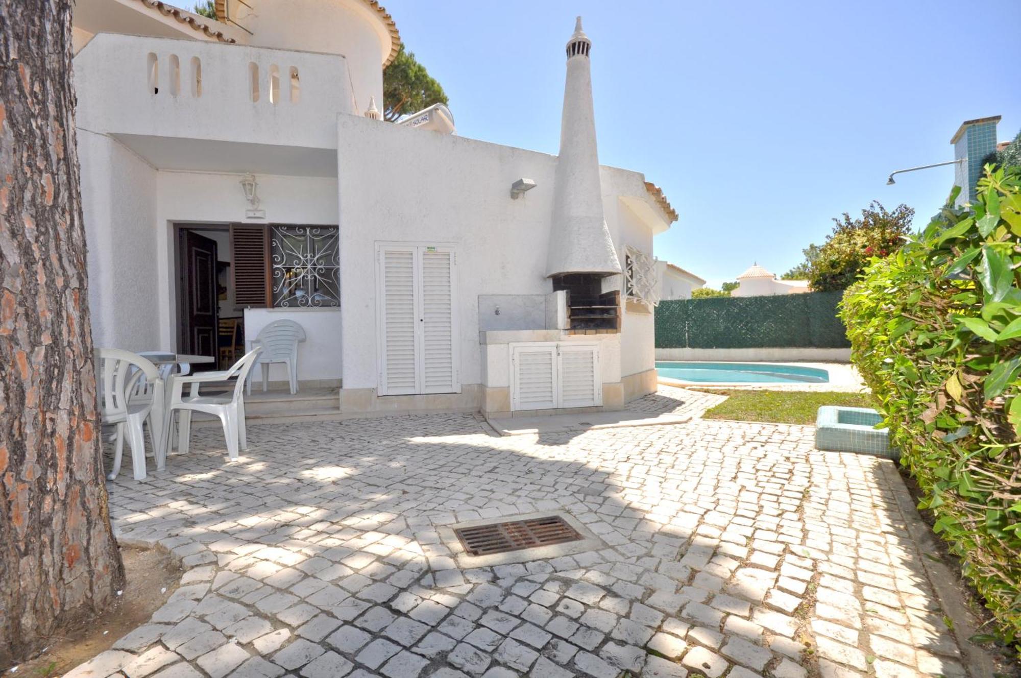 Private pool villa walking distance to the centre Loulé Esterno foto